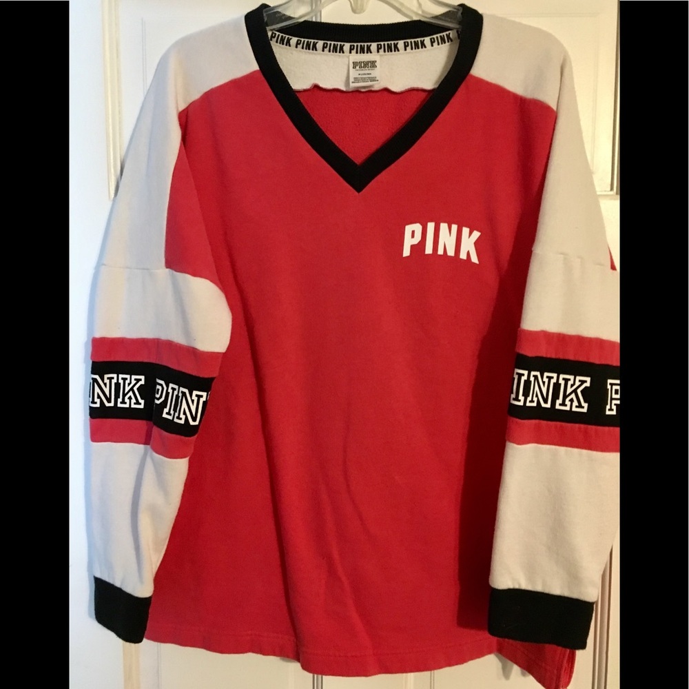 VS PINK VARSITY PULLOVER